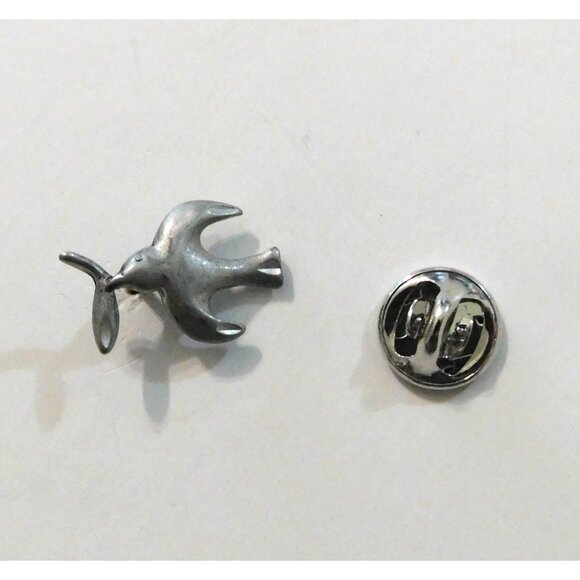 Peace Dove Lapel Pin Brushed Silver Finish 0.75 Inch Clutch Back Bird Branch - Picture 4 of 5